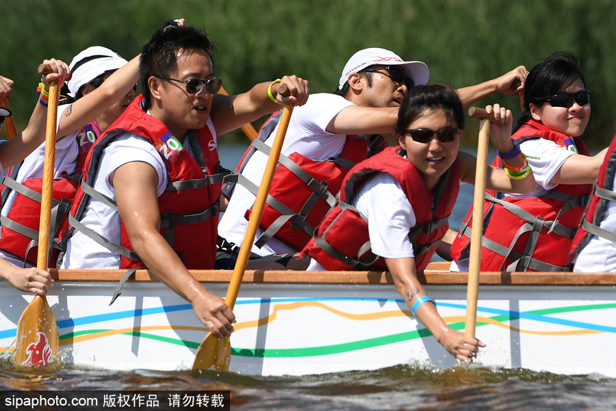 第27屆紐約香港龍舟節(jié)開幕 200支隊(duì)伍奮力角逐