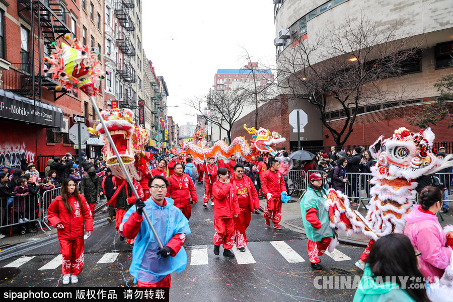 紐約唐人街迎接農(nóng)歷新年 中國傳統(tǒng)元素濃郁