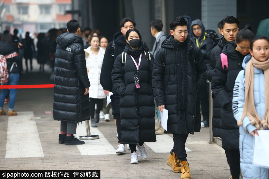 北京電影學院2018年藝考初試開考 表演學院帥哥美女云集