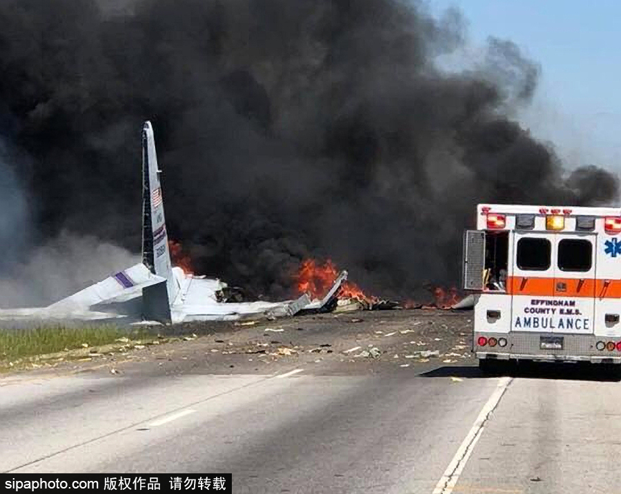 格魯吉亞一架空軍運(yùn)輸機(jī)墜毀 至少5名國(guó)民警衛(wèi)隊(duì)隊(duì)員死亡