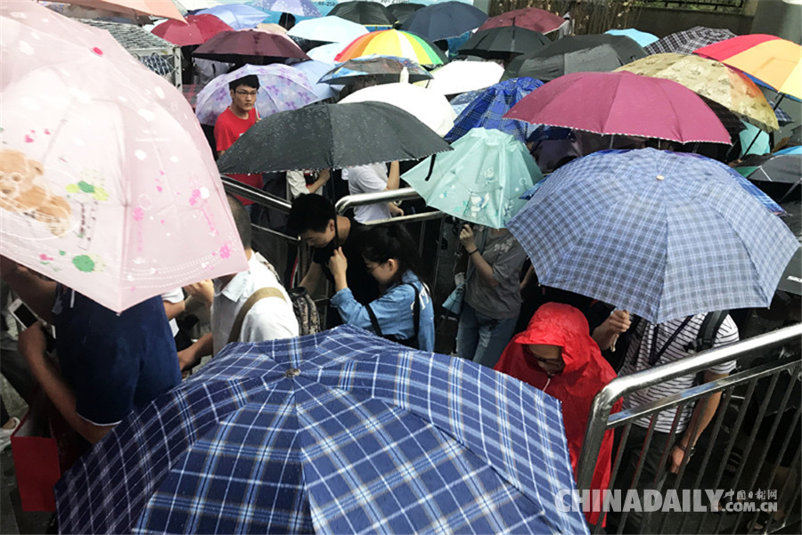 北京啟動暴雨及洪水預警